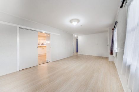 Photo of property in 38 Pinedale Place, Henderson, Auckland, 0610