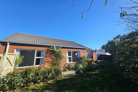 Photo of property in 1/175 Wairakei Road, Bryndwr, Christchurch, 8053