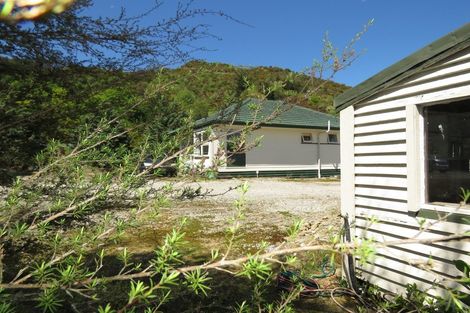 Photo of property in 2c&d Dunn Street, Reefton, 7830