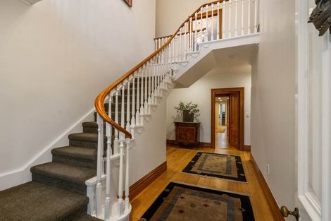 Photo of property in 55 Stanley Point Road, Stanley Point, Auckland, 0624