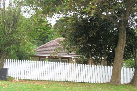 Photo of property in 32 Lincoln Avenue, Tawa, Wellington, 5028