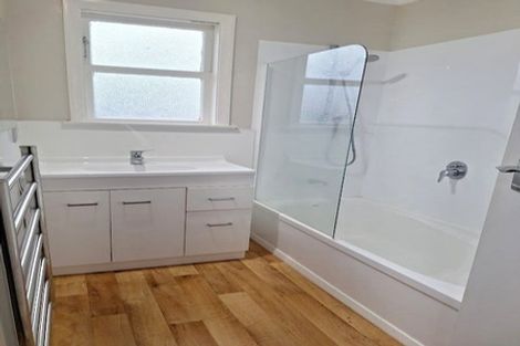 Photo of property in 31 Heretaunga Square, Silverstream, Upper Hutt, 5019