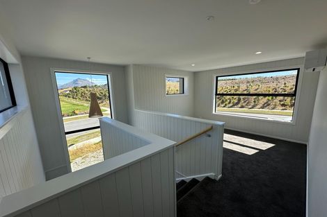 Photo of property in 14 Southdown Road, Jacks Point, 9371
