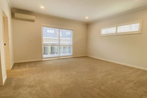Photo of property in 21 Hangar Lane, Whenuapai, Auckland, 0618