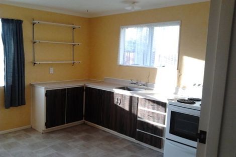 Photo of property in 1 Chatsworth Place, Highbury, Palmerston North, 4412