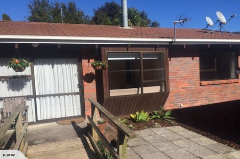 Photo of property in 1/77 Konini Road, Titirangi, Auckland, 0604