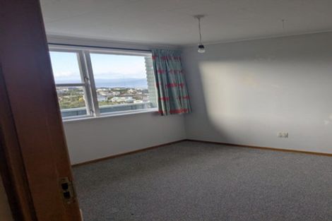 Photo of property in 33 Ranui Crescent, Khandallah, Wellington, 6035