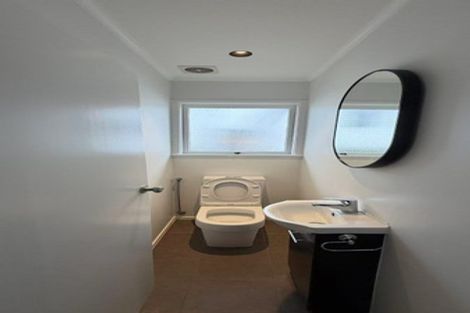 Photo of property in 40 Velma Road, Hillcrest, Auckland, 0627