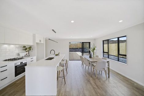 Photo of property in 34 Melgran Avenue, Papakura, 2110