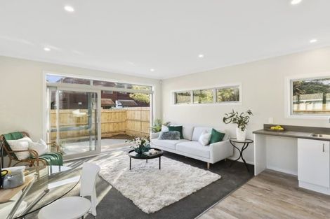 Photo of property in 39 Barber Grove, Moera, Lower Hutt, 5010