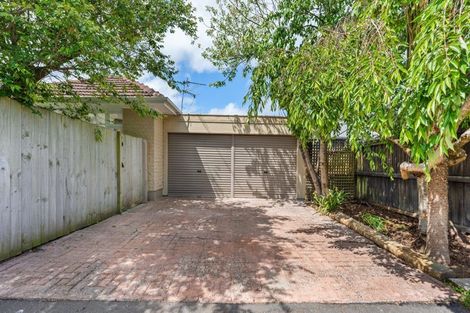 Photo of property in 24 Camelot Street, Ilam, Christchurch, 8041