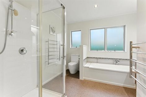 Photo of property in 32 Tararua Street, Pahiatua, 4910