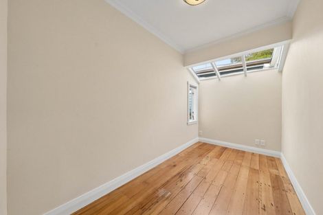 Photo of property in 14 Khyber Road, Seatoun, Wellington, 6022