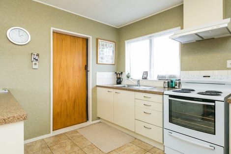 Photo of property in 2/17 Ngarimu Crescent, Taradale, Napier, 4112