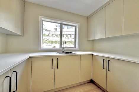 Photo of property in 7 Swinton Place, Churton Park, Wellington, 6037