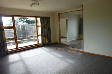 Photo of property in 42 Oriana Crescent, Hornby, Christchurch, 8042