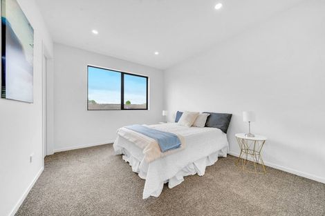 Photo of property in 23b Wanaka Place, Pakuranga Heights, Auckland, 2010
