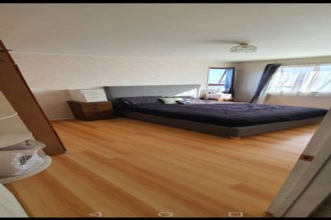 Photo of property in 6 Karamu Street, Te Atatu Peninsula, Auckland, 0610