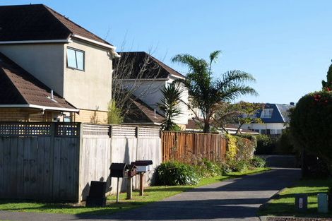 Photo of property in 1/13 Millhouse Drive, Northpark, Auckland, 2013