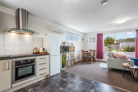 Photo of property in 3/7 Venus Place, Whitby, Porirua, 5024