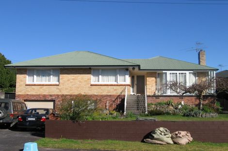 Photo of property in 2 Olympic Place, Papakura, 2110