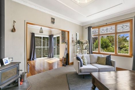 Photo of property in 133 Newlands Road, Newlands, Wellington, 6037