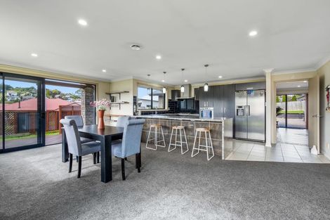 Photo of property in 6 Grandvista Drive, Green Island, Dunedin, 9018