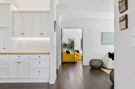 Photo of property in 6 Lewisham Park, St Albans, Christchurch, 8052