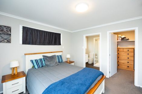 Photo of property in 12b Phillips Street, Sanson, 4817