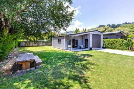 Photo of property in 6 Keitha Place, Kinloch, Taupo, 3377