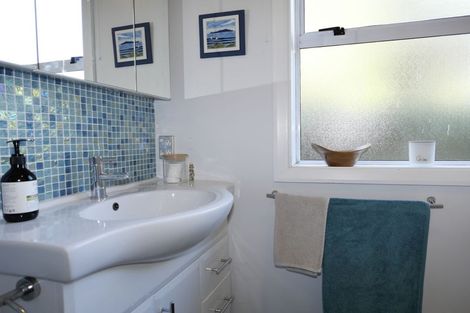 Photo of property in 7 Jeep Road, Raumati South, Paraparaumu, 5032