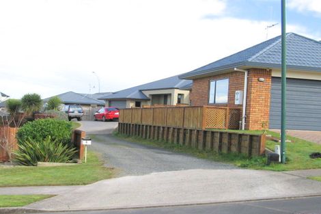 Photo of property in 9 Hollinger Place, Nawton, Hamilton, 3200