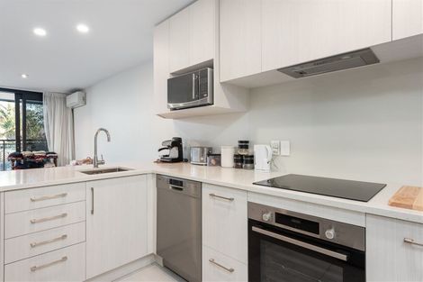 Photo of property in 2-06/424 Maunganui Road, Mount Maunganui, 3116