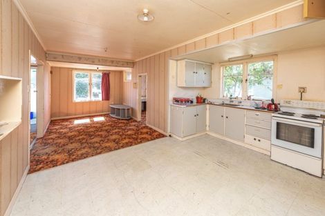 Photo of property in 70 Manuka Street, Castlecliff, Whanganui, 4501