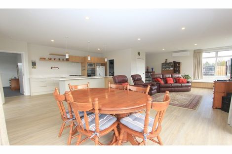 Photo of property in 233 Taylor Pass Road, Witherlea, Blenheim, 7201