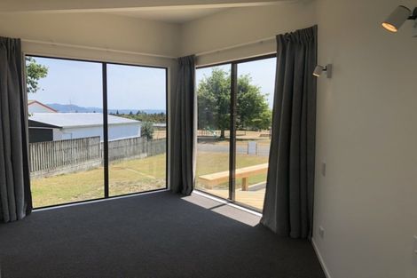 Photo of property in 3 Rowena Crescent, Motuoapa, 3382