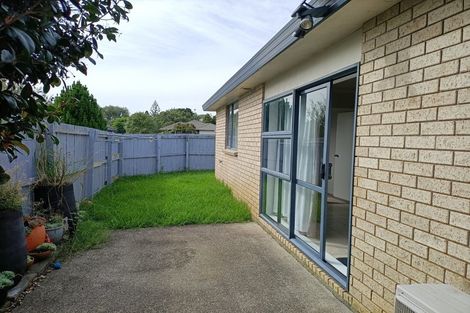 Photo of property in 32 Kayes Road, Pukekohe, 2120