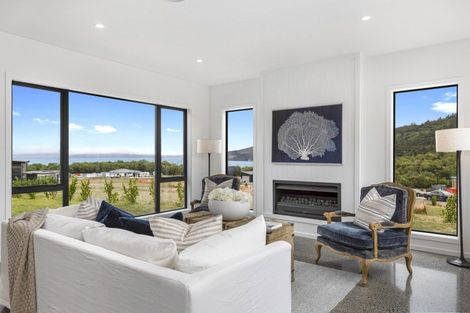 Photo of property in 47 Seven Oaks Drive, Kinloch, 3377