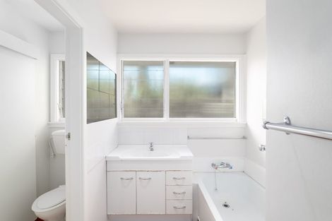 Photo of property in 18 Doncaster Street, Sockburn, Christchurch, 8042