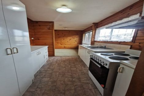 Photo of property in 13a Riserra Drive, Ranui, Auckland, 0612