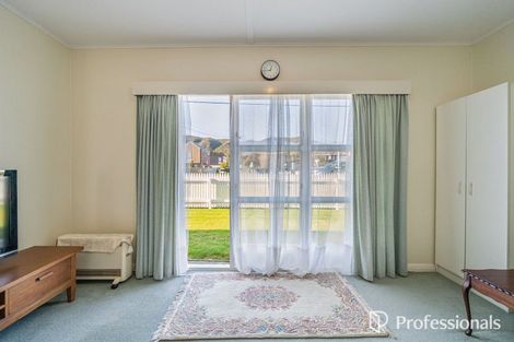 Photo of property in 1/1079 High Street, Taita, Lower Hutt, 5011