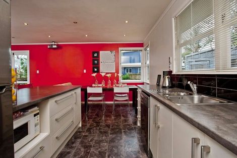 Photo of property in 13 James Street, Glenfield, Auckland, 0629