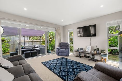 Photo of property in 21 Fairwater Road, Warkworth, 0910