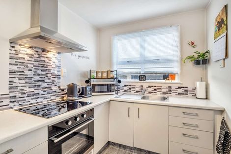 Photo of property in 18 Mcgregor Street, Milson, Palmerston North, 4414