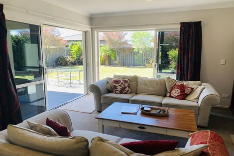 Photo of property in 8 Orotu Drive, Poraiti, Napier, 4112