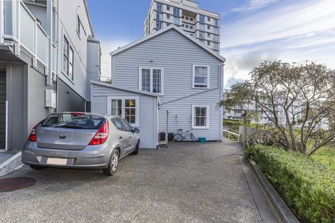 Photo of property in 41 Nairn Street, Mount Cook, Wellington, 6011