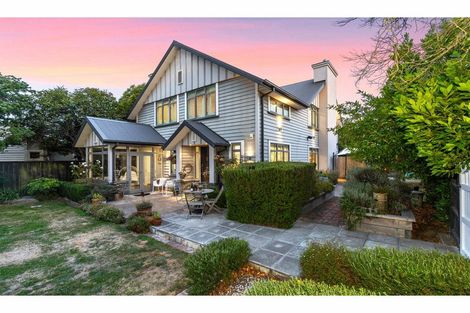 Photo of property in 94 Saint Martins Road, Saint Martins, Christchurch, 8022