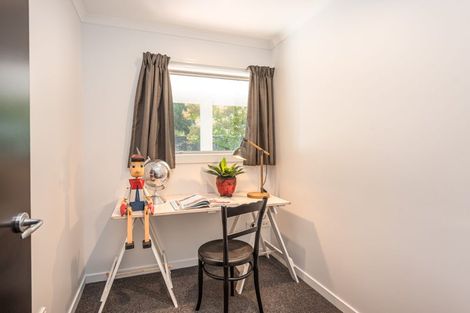 Photo of property in 2 Sarabande Avenue, Redwood, Christchurch, 8051