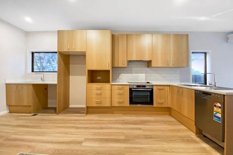 Photo of property in 11 Whakarato Way, Takanini, 2112