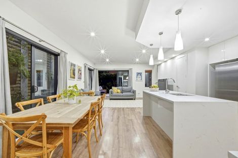 Photo of property in 2 Windlass Street, Long Bay, Auckland, 0630